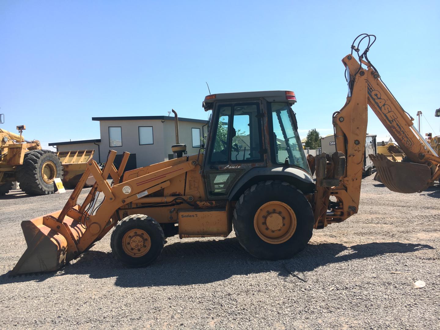 ./imagenes/INVOICE/2019/17132/RETROEXCAVADORA CASE 580SL (25).JPG